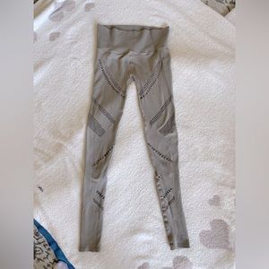 ALO Yoga Gray Leggings